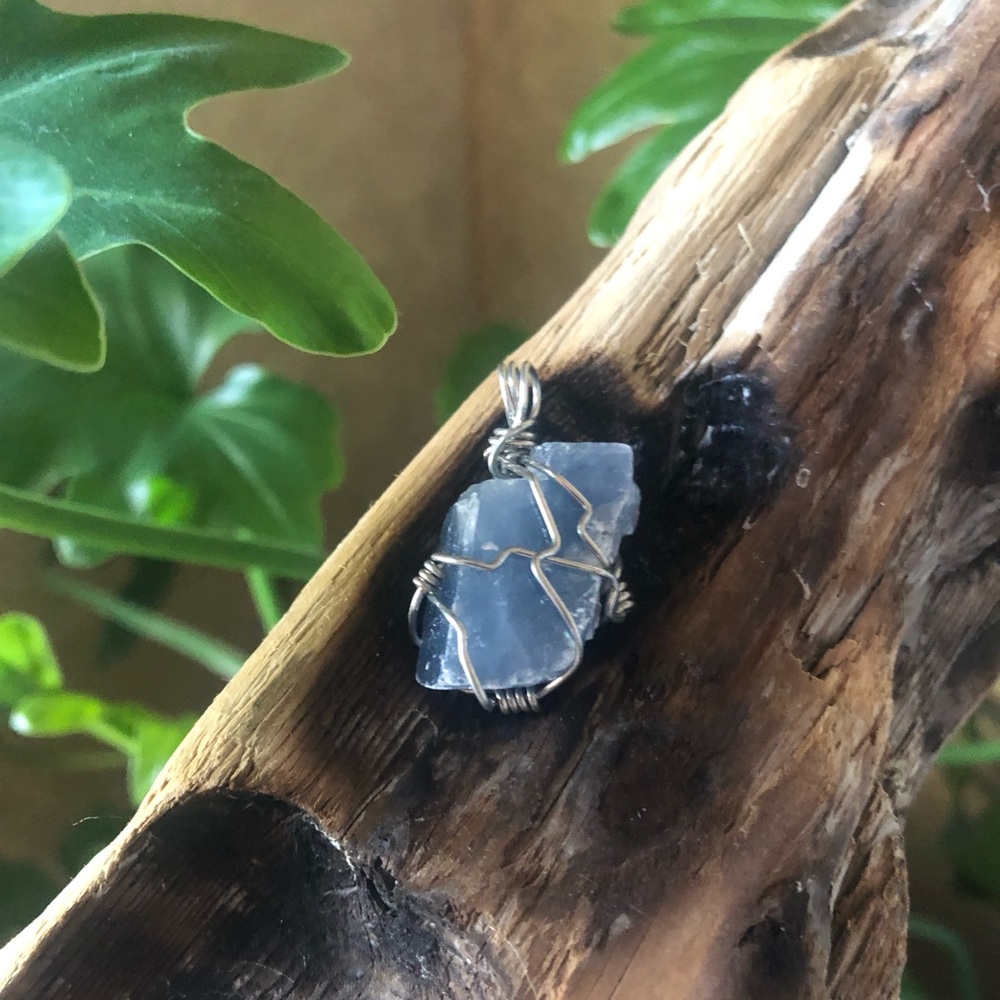 SHOP CLOSING 02/23 💎 Genuine Blue Calcite Pendent